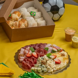 Party Box Tábua de Frios e Pãezinhos